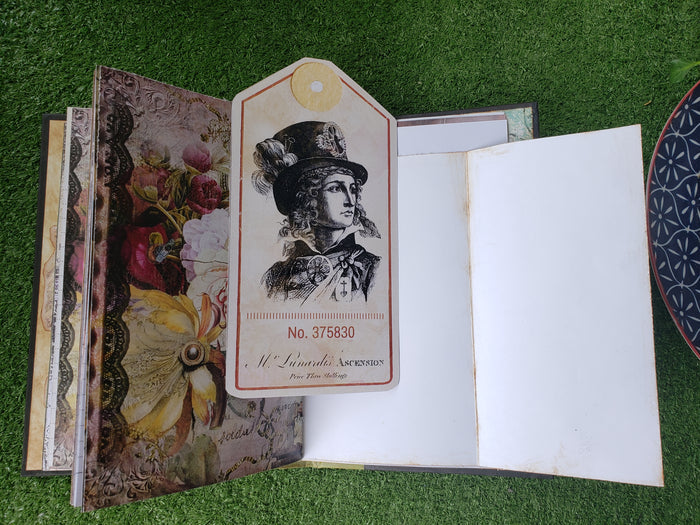 Feminine Steampunk Journal