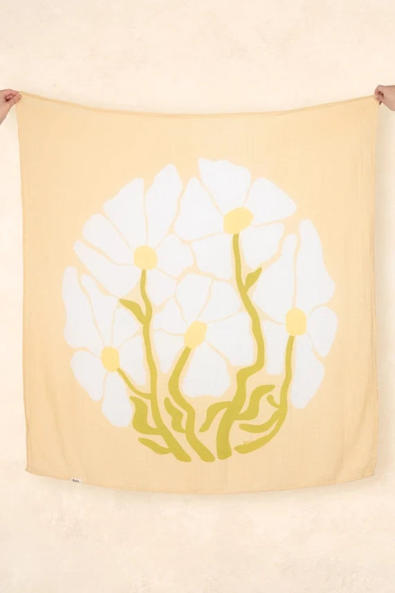 Kiin Organic Bamboo Cotton Muslin Swaddle - Fleur Warm Oat