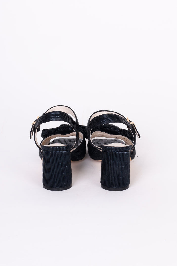 MW by Kathryn Wilson Womens Black Heels Size EU 39
