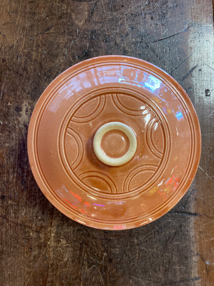 WATT Pottery bowl with lid