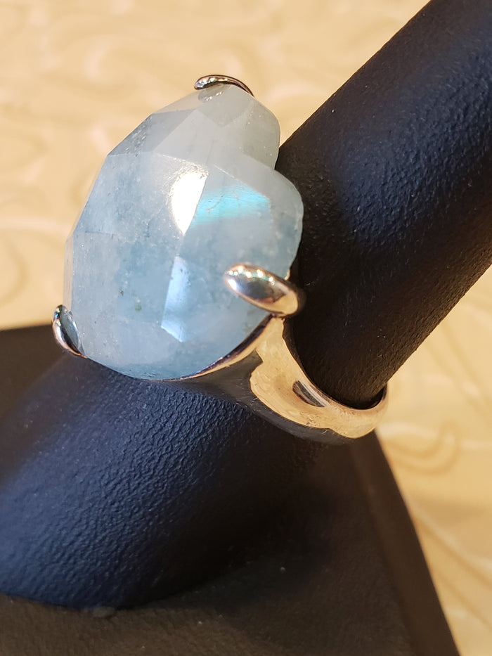.925 heart shaped blue stone SIZE 7.5