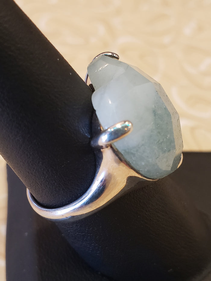 .925 heart shaped blue stone SIZE 7.5