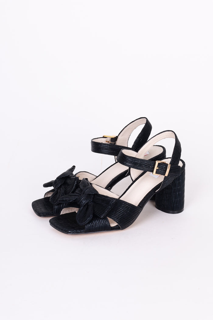 MW by Kathryn Wilson Womens Black Heels Size EU 39