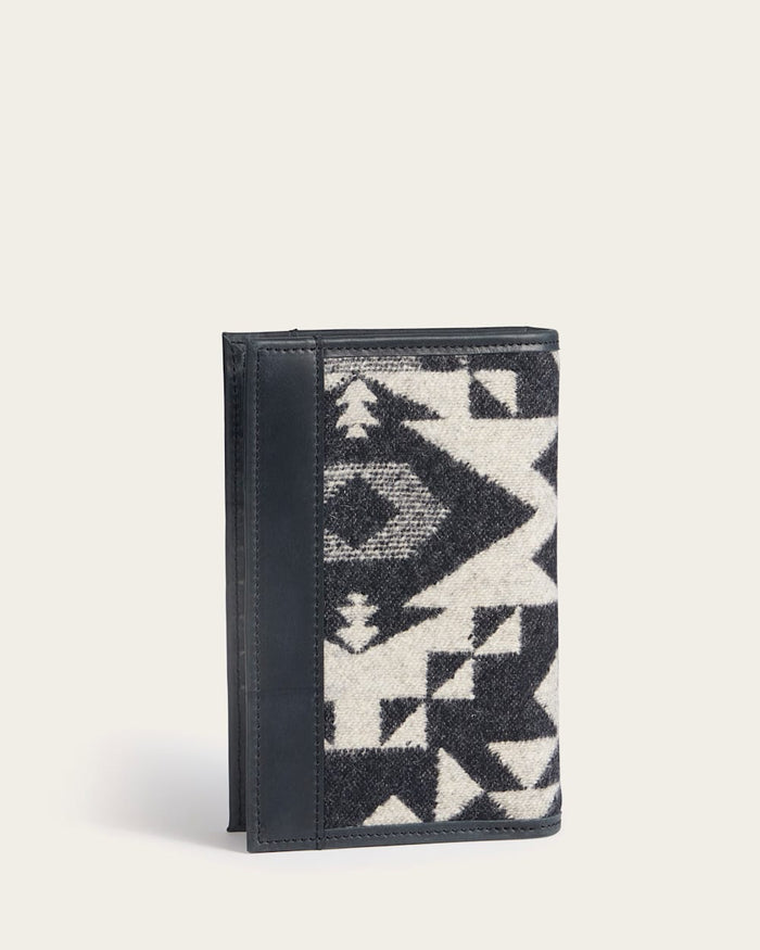 Pendleton Large Bifold Wallet in Blue Ridge Black