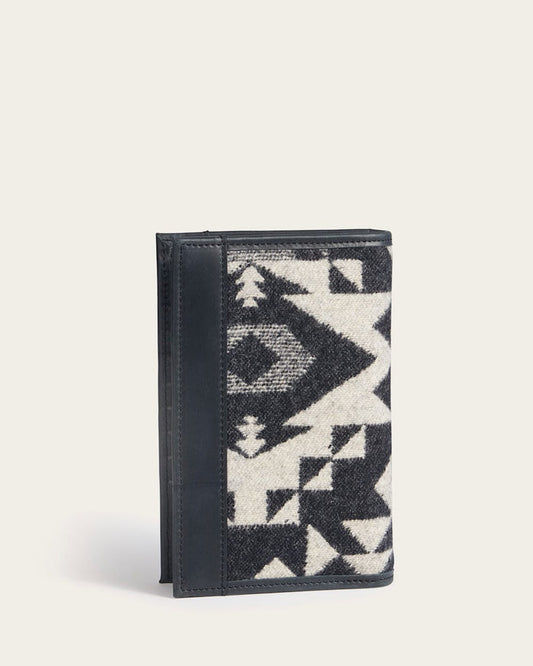 Pendleton Large Bifold Wallet in Blue Ridge Black