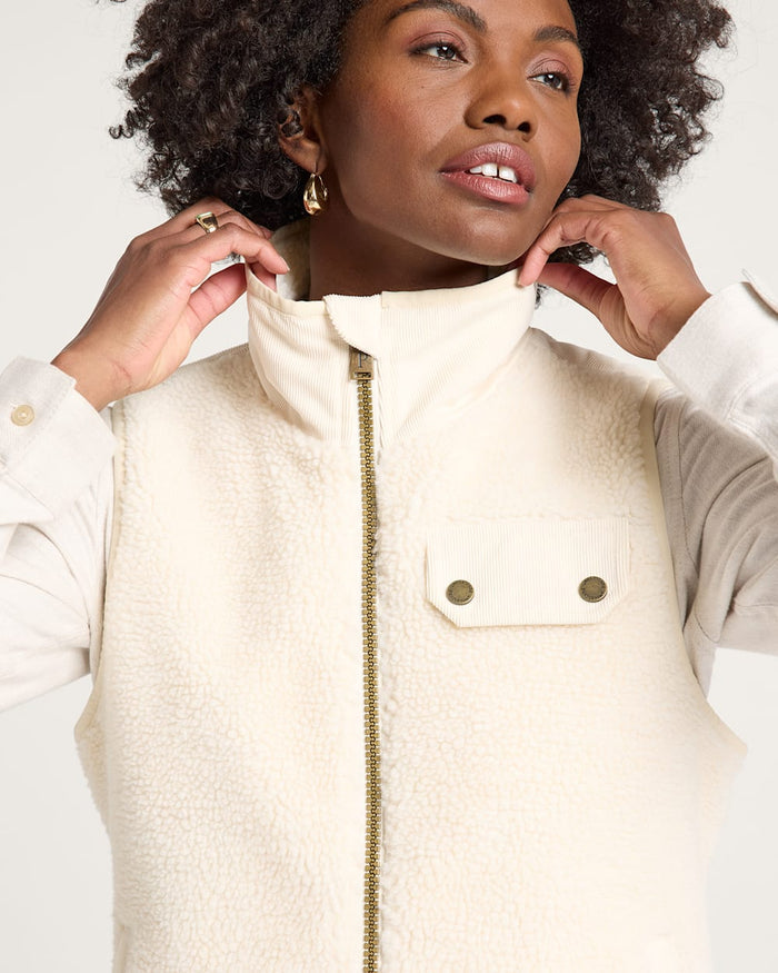 Pendleton Women's Laurel Zip Front Berber Vest in Bone