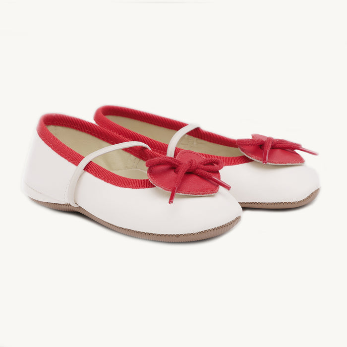 PèPè Darlyn Ivory
