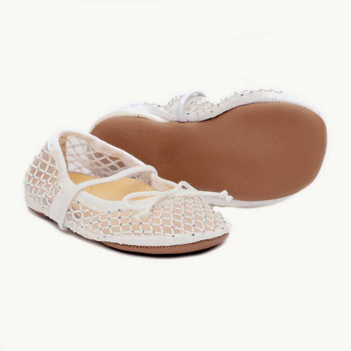 PèPè Darlyn White