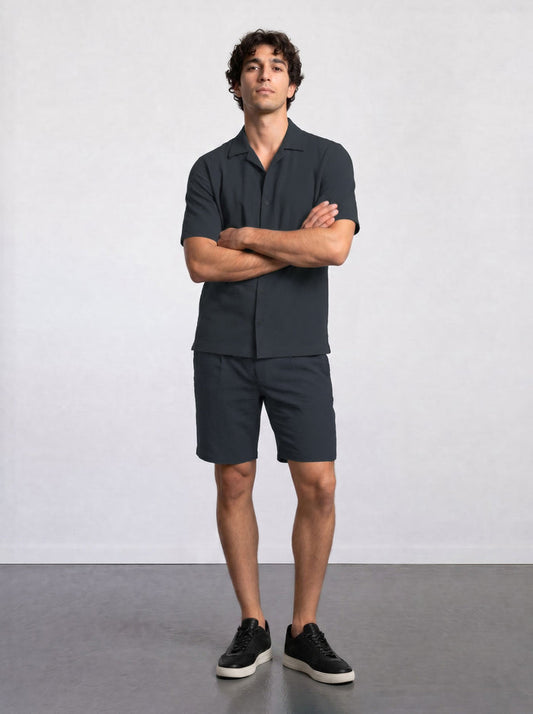 THE CITY PLEAT - TEXTURED SHORTS - NAVY BLUE