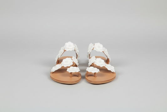 The Flat-Bottomed Sandals