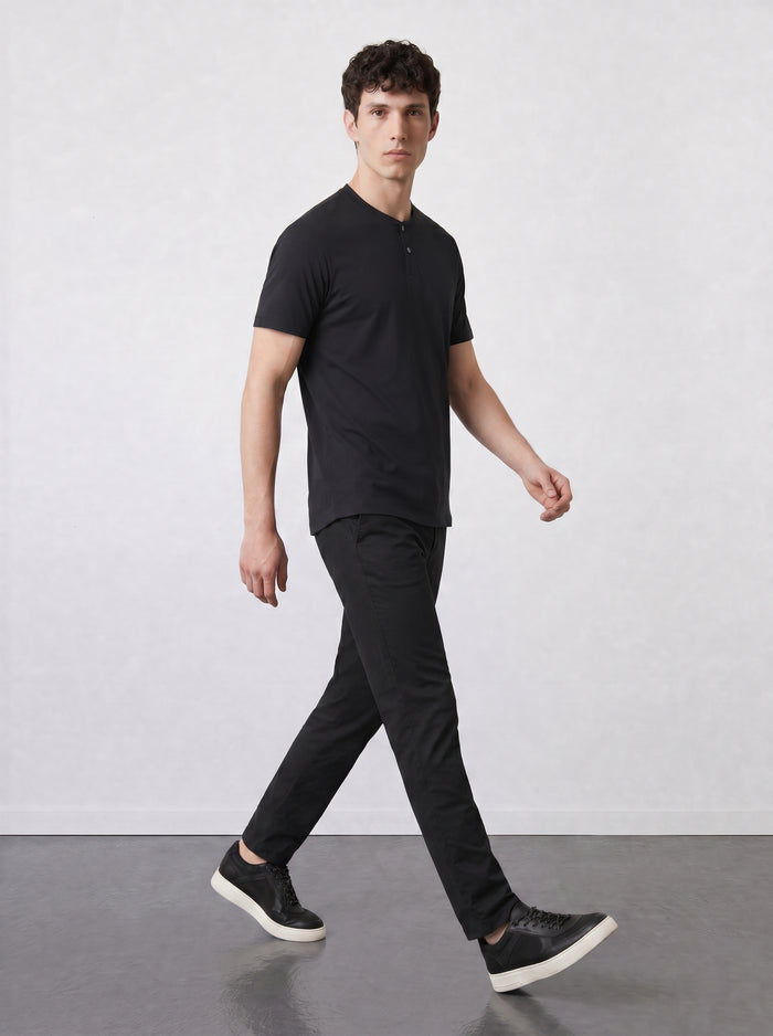 THE FLEX - HENLEY COLLAR HALF TEE - BLACK