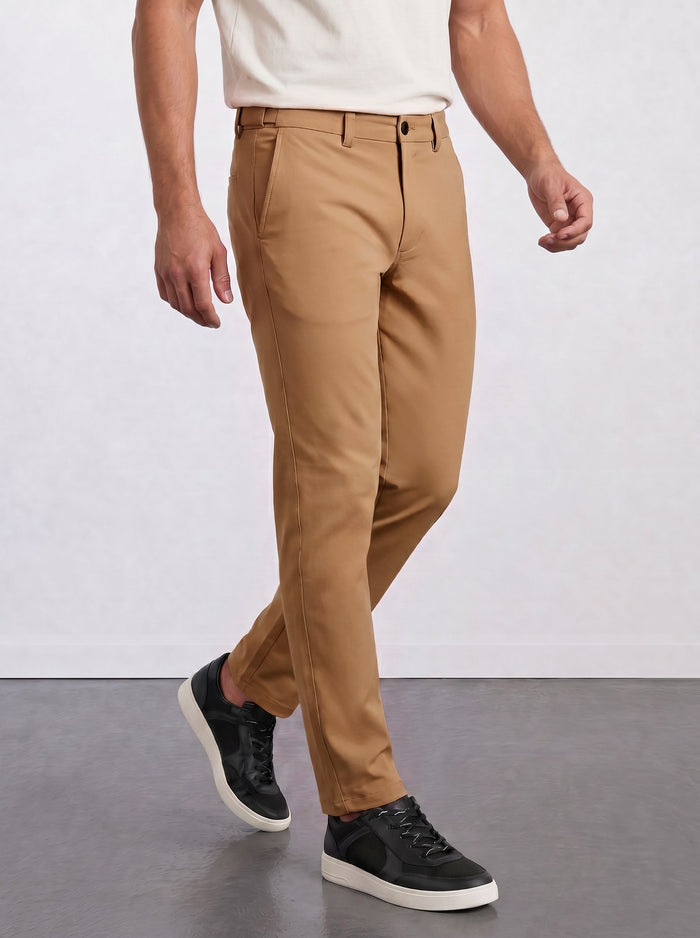 THE MOOVEX - CHINO PANTS - CAMEL BROWN