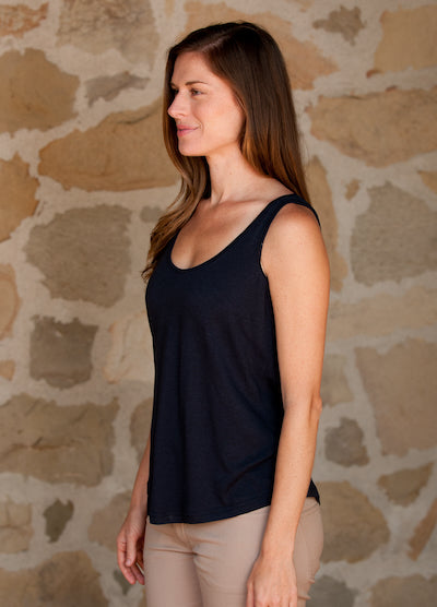 WOMEN'S KARYA TANK TOP (With Built-In Bra)