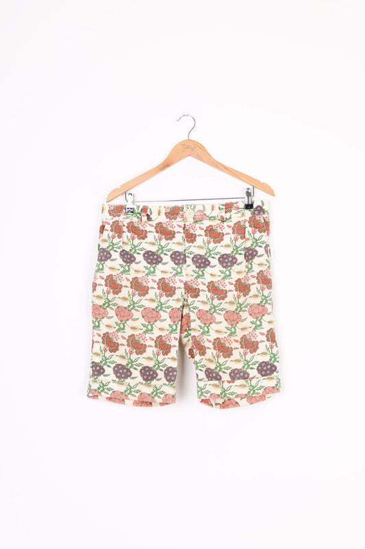 World Mens Cream Shorts Size M